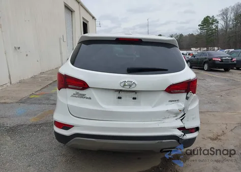 2017 Hyundai Santa Fe Sport 2.4L z USA, uszkodzony, nr VIN 5NMZT3LB2HH030741